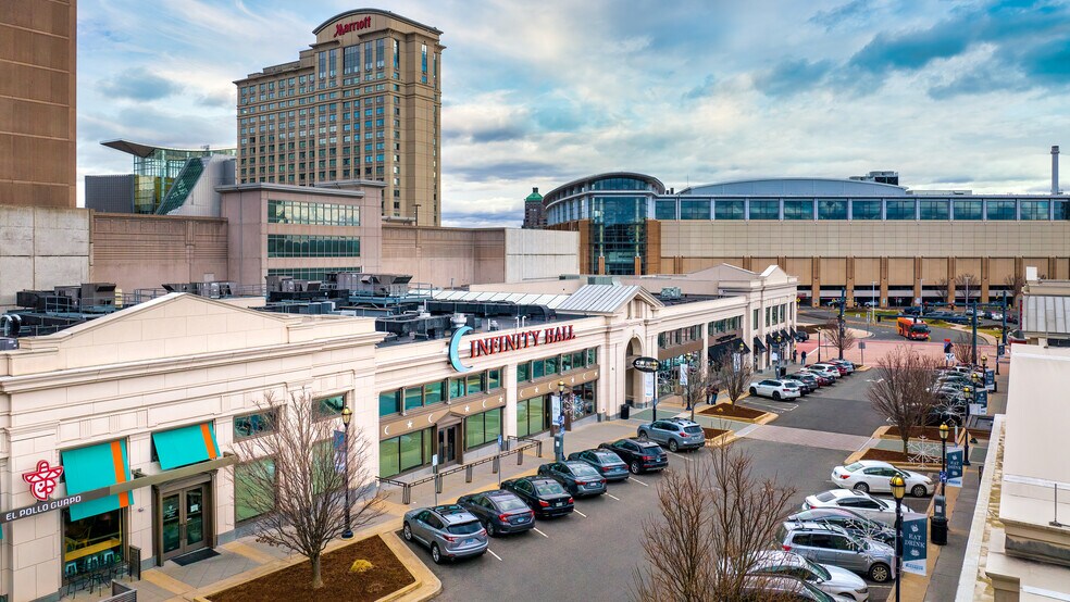 32 Front St, Hartford, CT à louer - Photo du bâtiment - Image 2 de 10