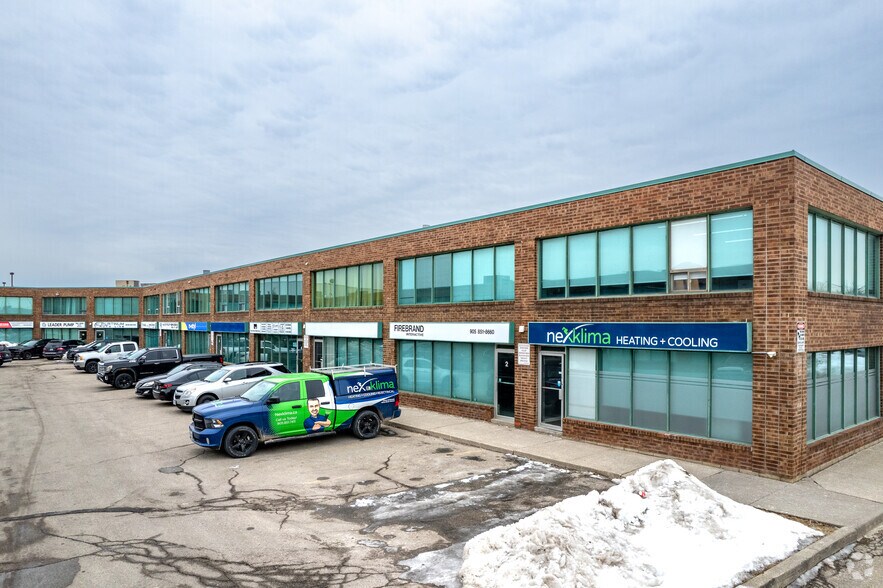 120 Woodstream Blvd, Vaughan, ON for lease - Primary Photo - Image 1 of 2