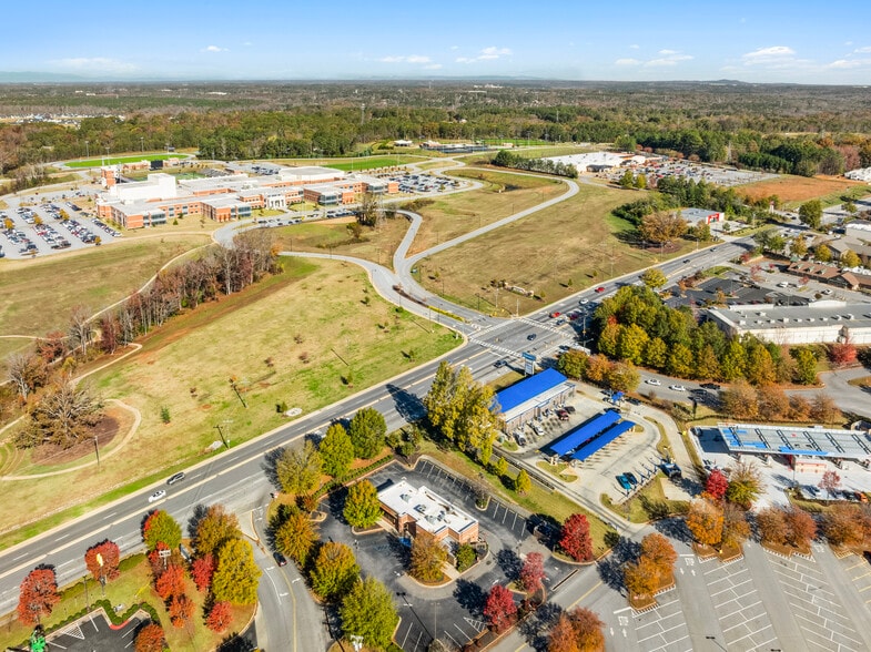 2161 E Main St, Spartanburg, SC for sale - Building Photo - Image 2 of 24