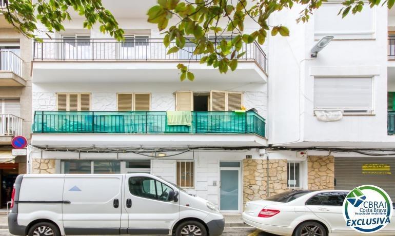 Immeuble residentiel dans Roses, Gerona à vendre - Photo du bâtiment - Image 3 de 4