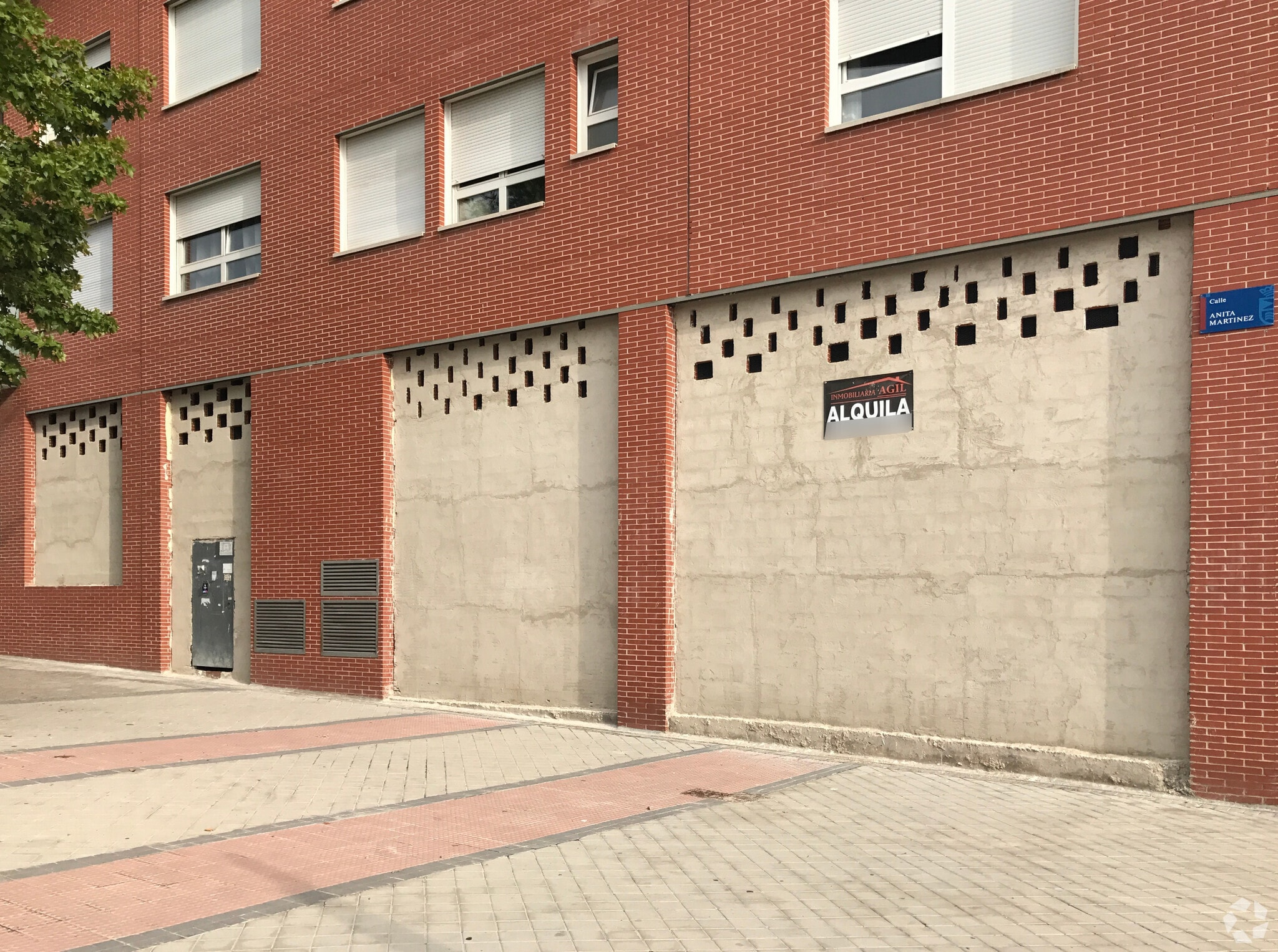 Retail in Leganés, Madrid for lease Interior Photo- Image 1 of 5