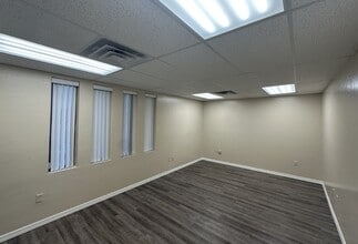 4435-4455 E Broadway Rd, Mesa, AZ for lease Interior Photo- Image 2 of 4