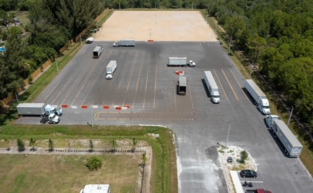 8456 Orange Ave, Fort Pierce, FL for sale - Building Photo - Image 3 of 4