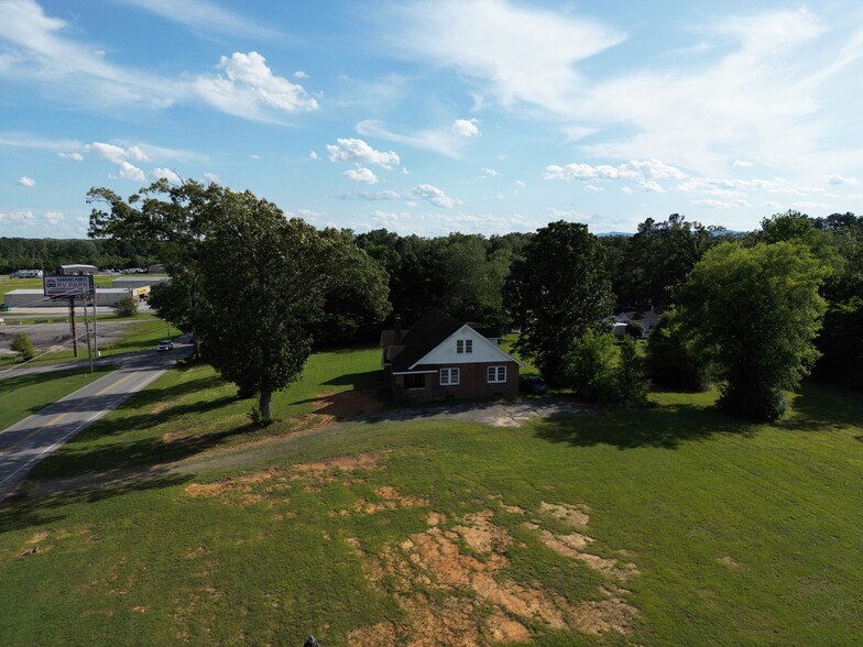 1695 Mack Smith Rd, Rossville, GA for sale - Building Photo - Image 3 of 13