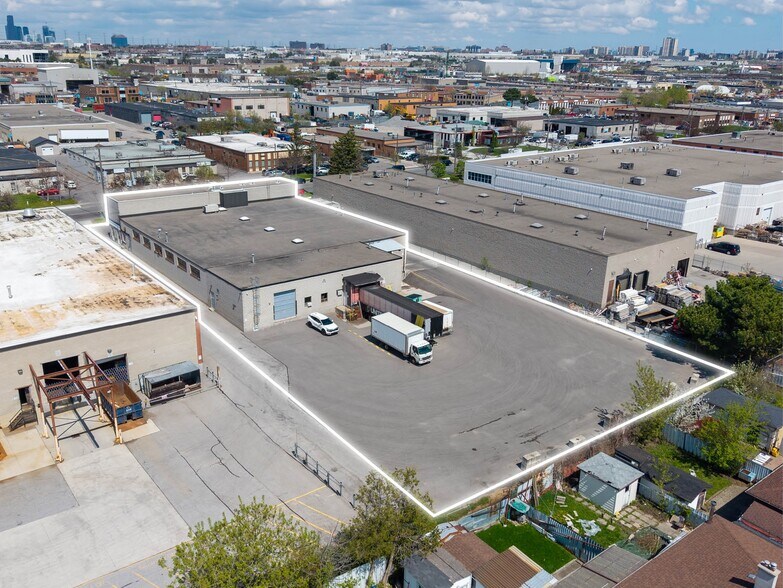 137 Bentworth Ave, Toronto, ON à vendre - Photo du bâtiment - Image 3 de 4