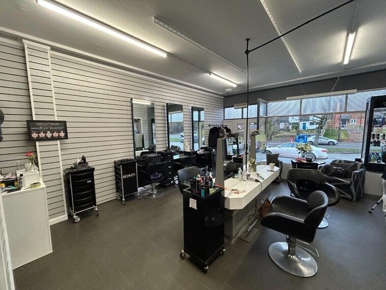 50 Wheel Ln, Lichfield à vendre - Photo du bâtiment - Image 2 de 4