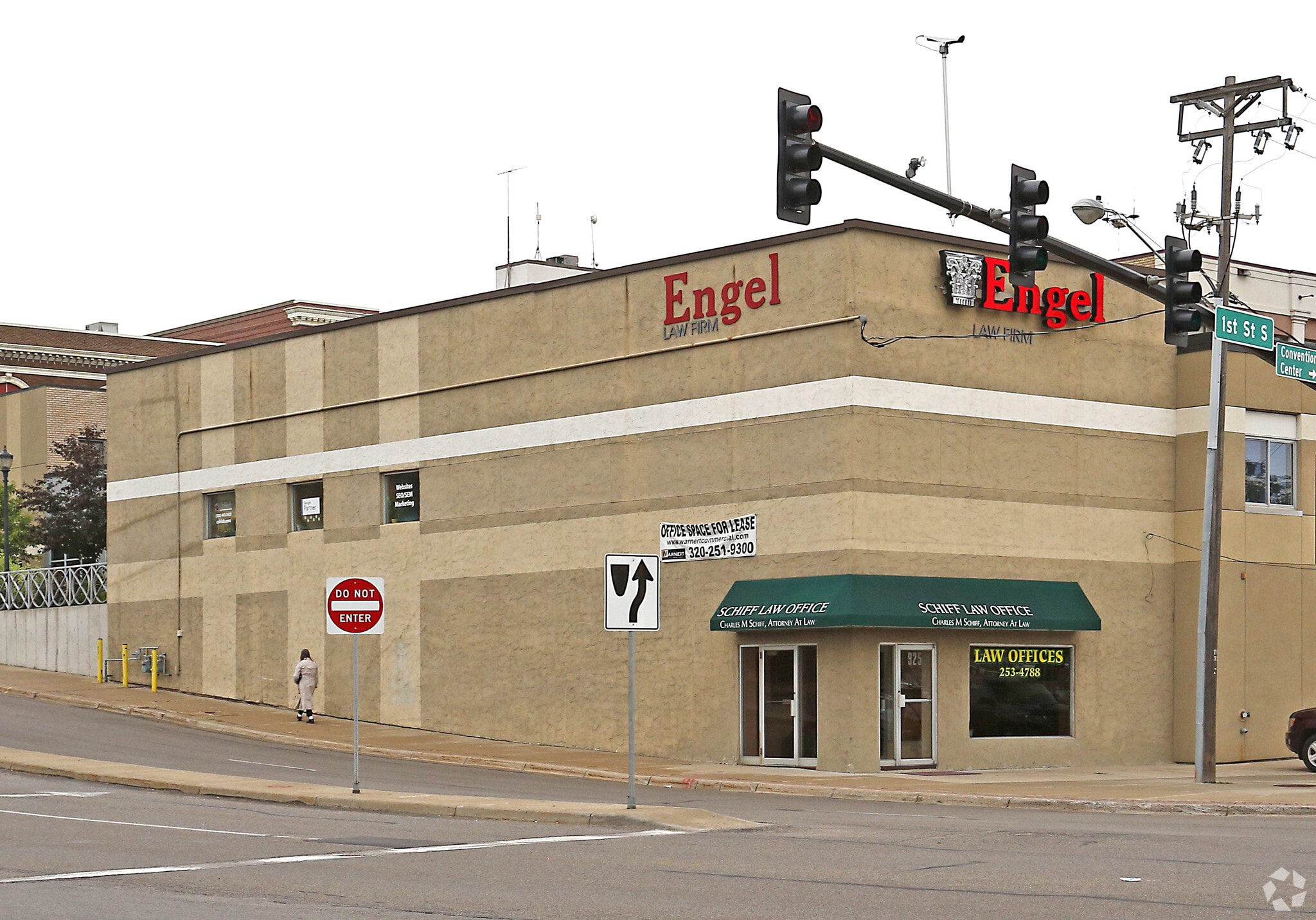 915-925 1st St S, Saint Cloud, MN for lease Building Photo- Image 1 of 9