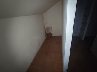 Plus de détails pour Multi-résidentiel à vendre