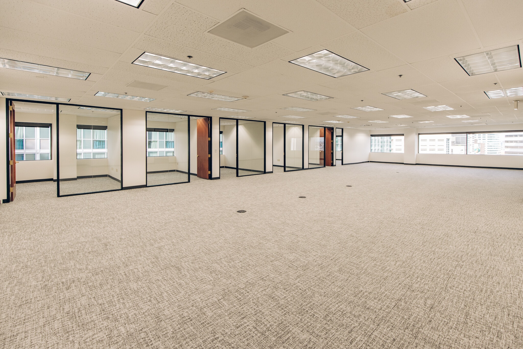 111 SW Columbia St, Portland, OR for lease Interior Photo- Image 1 of 4