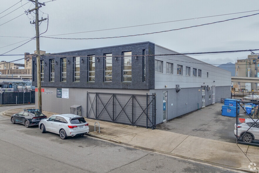 1201 Franklin St, Vancouver, BC à louer - Photo du bâtiment - Image 3 de 3