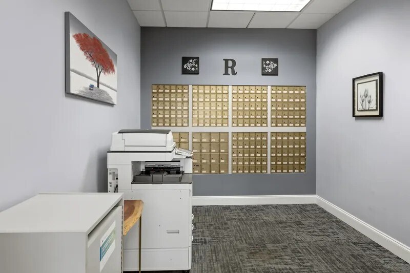 760 Old Roswell Rd, Roswell, GA à louer - Photo du bâtiment - Image 3 de 11