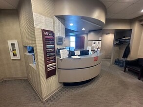 4690 Munson St NW, Canton, OH for lease Interior Photo- Image 2 of 6