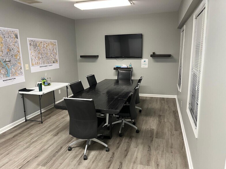 8607-8609 2nd Ave, Silver Spring, MD for lease - Building Photo - Image 3 of 9