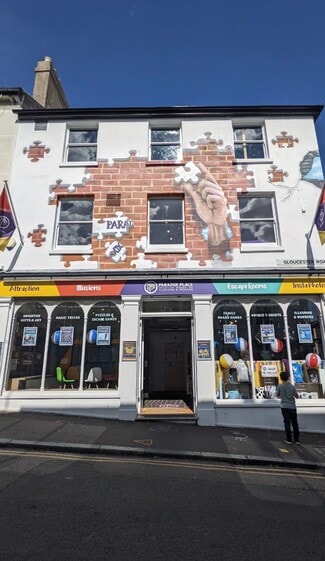 Plus de détails pour 94 Gloucester Rd, Brighton - Commerce de détail à louer