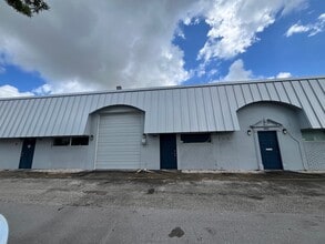 2696 NW 31st Ave, Lauderdale Lakes, FL for lease Building Photo- Image 1 of 7