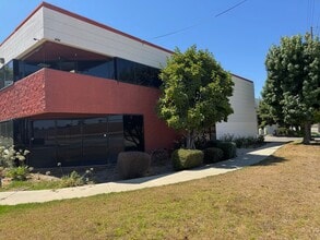 5560 Tech Cir, Moorpark, CA for lease Interior Photo- Image 2 of 3