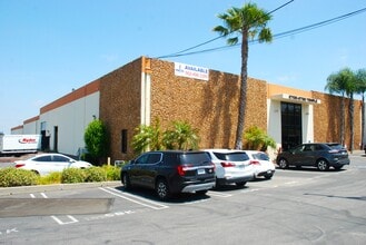 2700-2730 N Temple Ave, Long Beach, CA for lease Interior Photo- Image 1 of 14