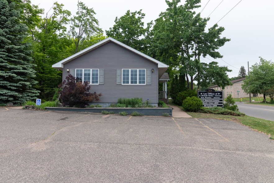 375 N McClellan Ave, Marquette, MI for sale - Building Photo - Image 2 of 38