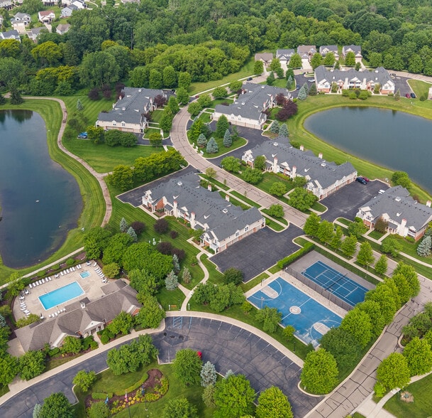 28214-28234 Oakmonte Cir W, New Hudson, MI for sale - Aerial - Image 3 of 7