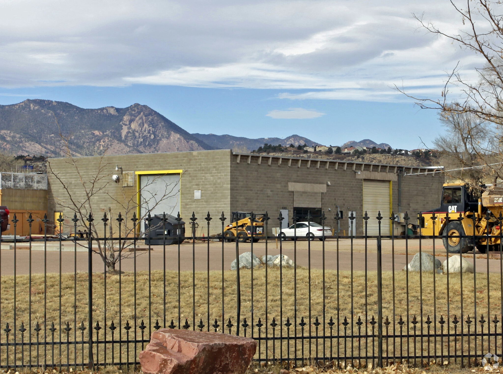 4004-4010 Mark Dabling Blvd, Colorado Springs, CO for lease Primary Photo- Image 1 of 6