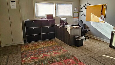 120 S Church Ave, Garland, NC à louer Photo intérieure- Image 2 de 36