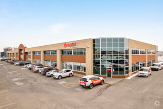 Plus de détails pour 4500-4536 Rue Louis-B.-Mayer, Laval, QC - Industriel à louer