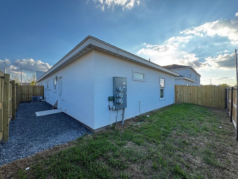 3800 Ventura Ave, McAllen, TX à vendre - Photo du bâtiment - Image 2 de 19