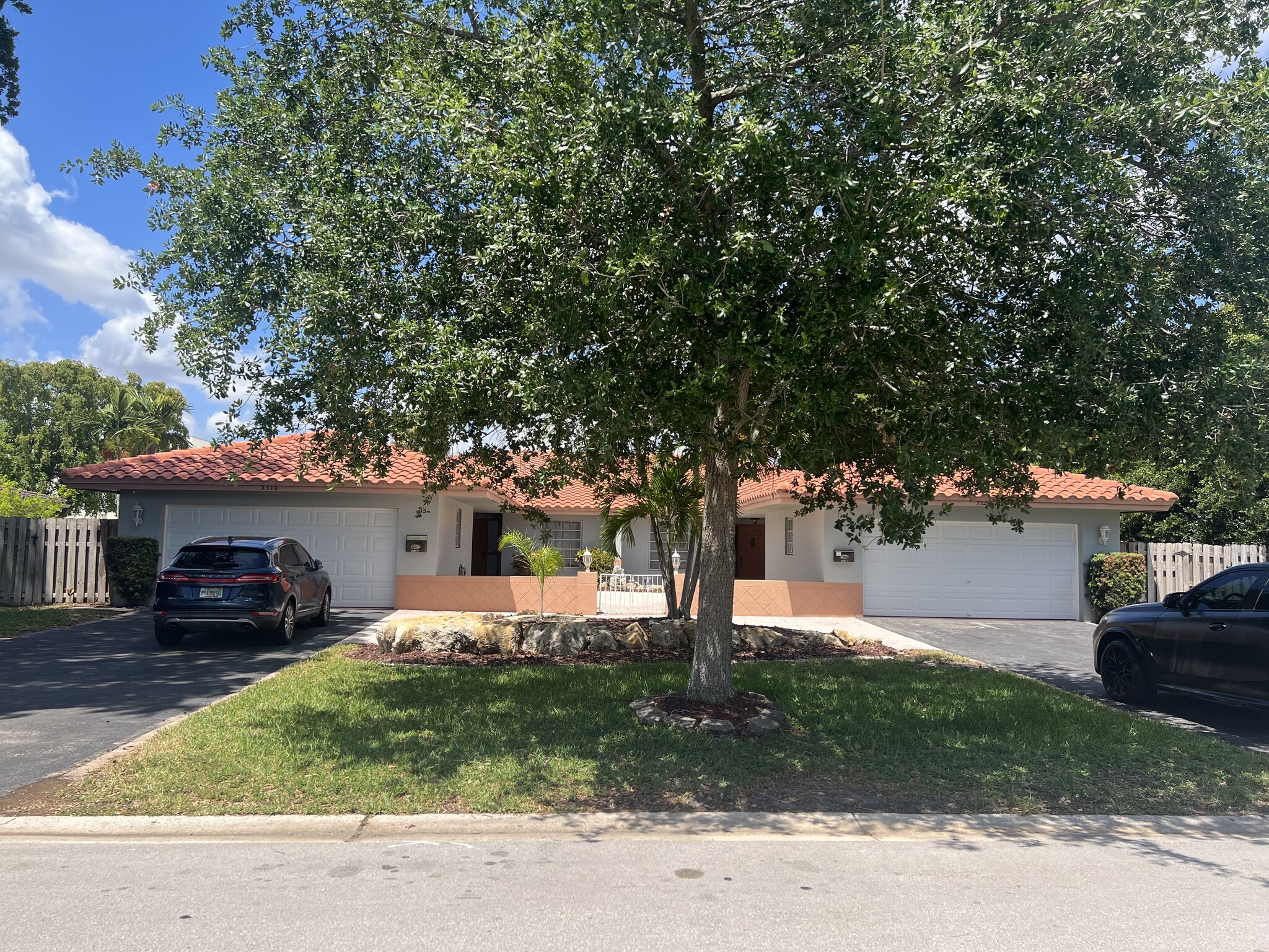3310 NW 90th Ave, Coral Springs, FL for sale Primary Photo- Image 1 of 46