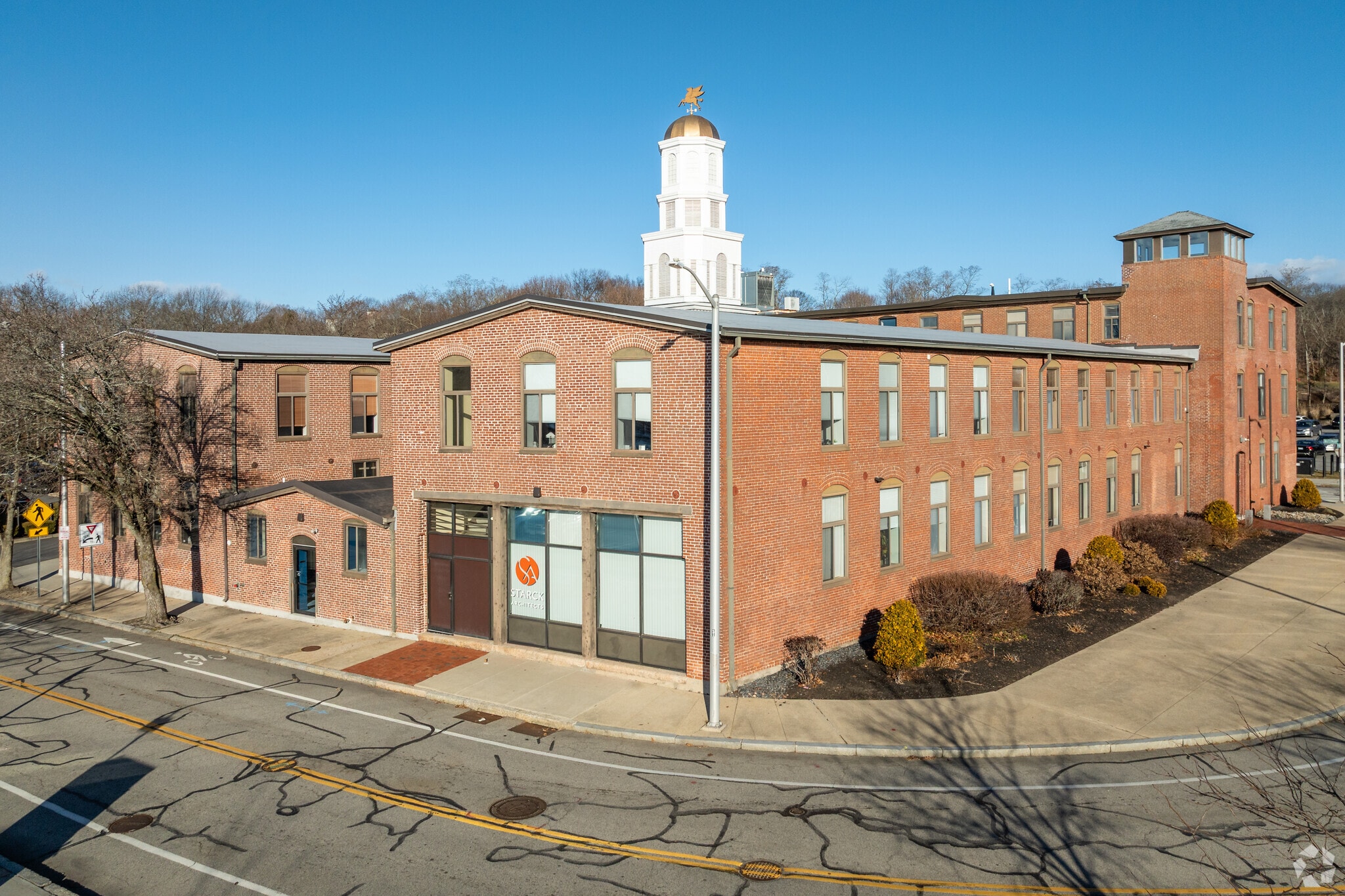 1 Richmond Sq, Providence, RI for lease Primary Photo- Image 1 of 5