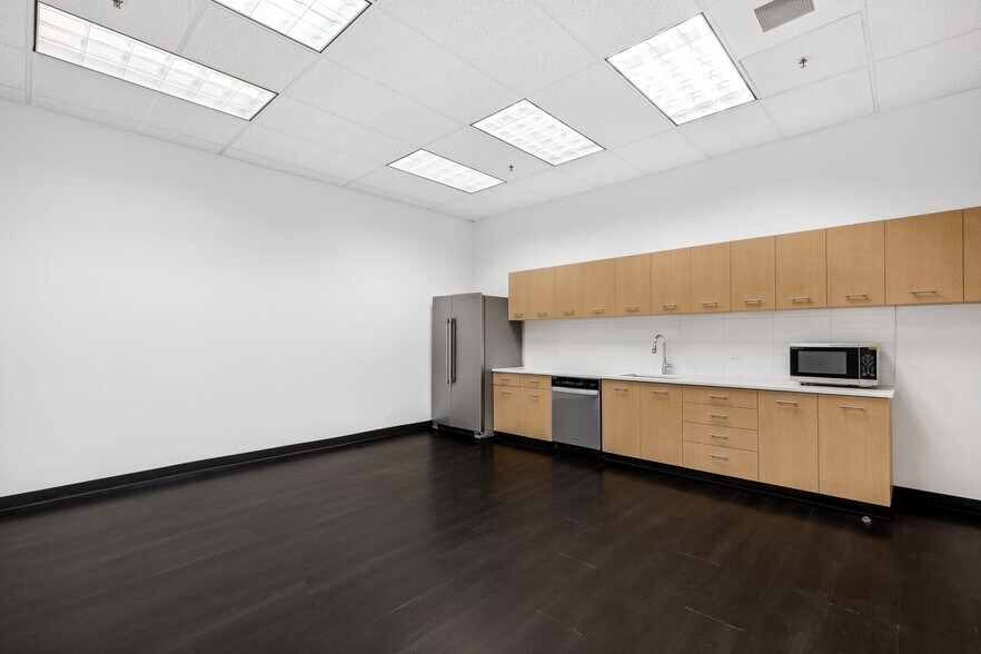 2815 Colby Ave, Everett, WA à louer - Photo intérieure - Image 3 de 13