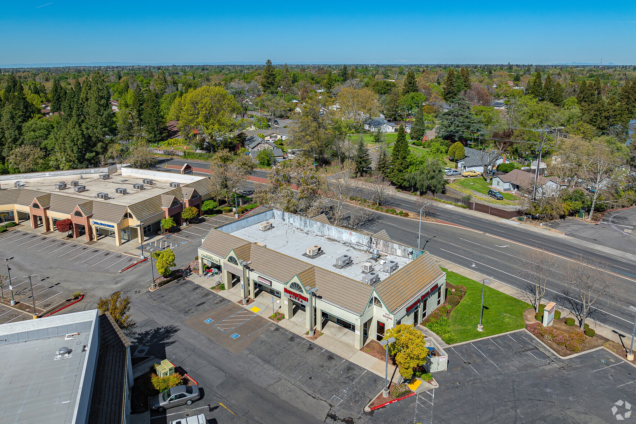 7777 Sunrise Blvd, Citrus Heights, CA à louer Aérien- Image 1 de 6