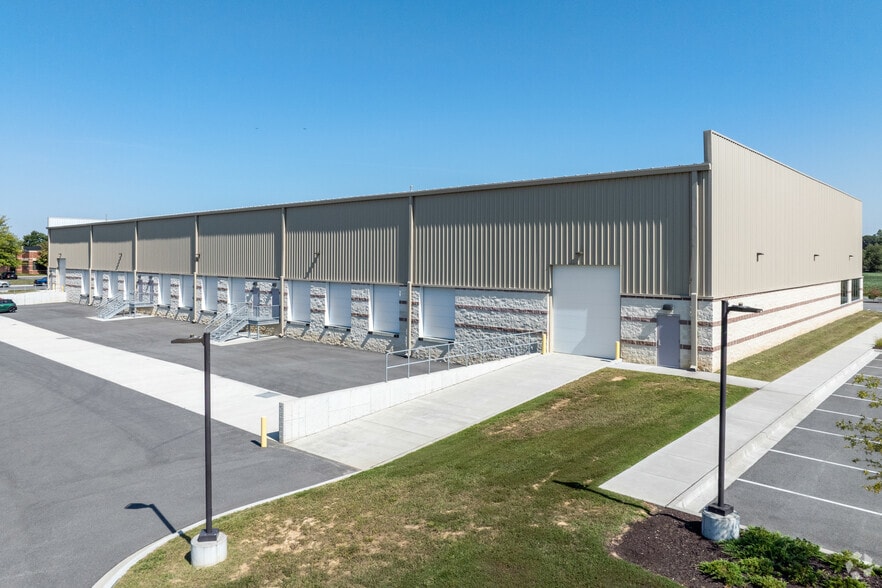 214 Coursevall Dr, Centreville, MD for lease - Building Photo - Image 2 of 6