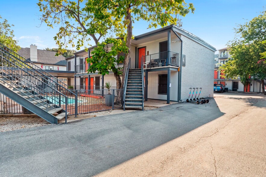 1501 Kinney Ave, Austin, TX à vendre - Photo du bâtiment - Image 2 de 10