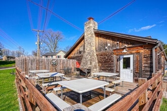 1400 Stratford Rd, Delaware, OH for sale Building Photo- Image 2 of 9