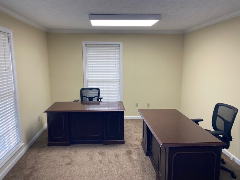 1281-1283 Parker Rd SE, Conyers, GA for lease - Building Photo - Image 2 of 9