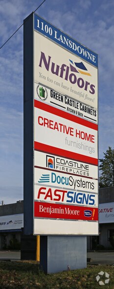 1100 Lansdowne Dr, Coquitlam, BC à louer - Photo du bâtiment - Image 2 de 15