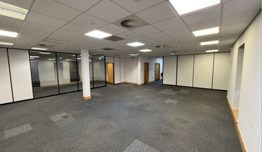 1 Cygnet Dr, Northampton à louer Photo intérieure- Image 2 de 2