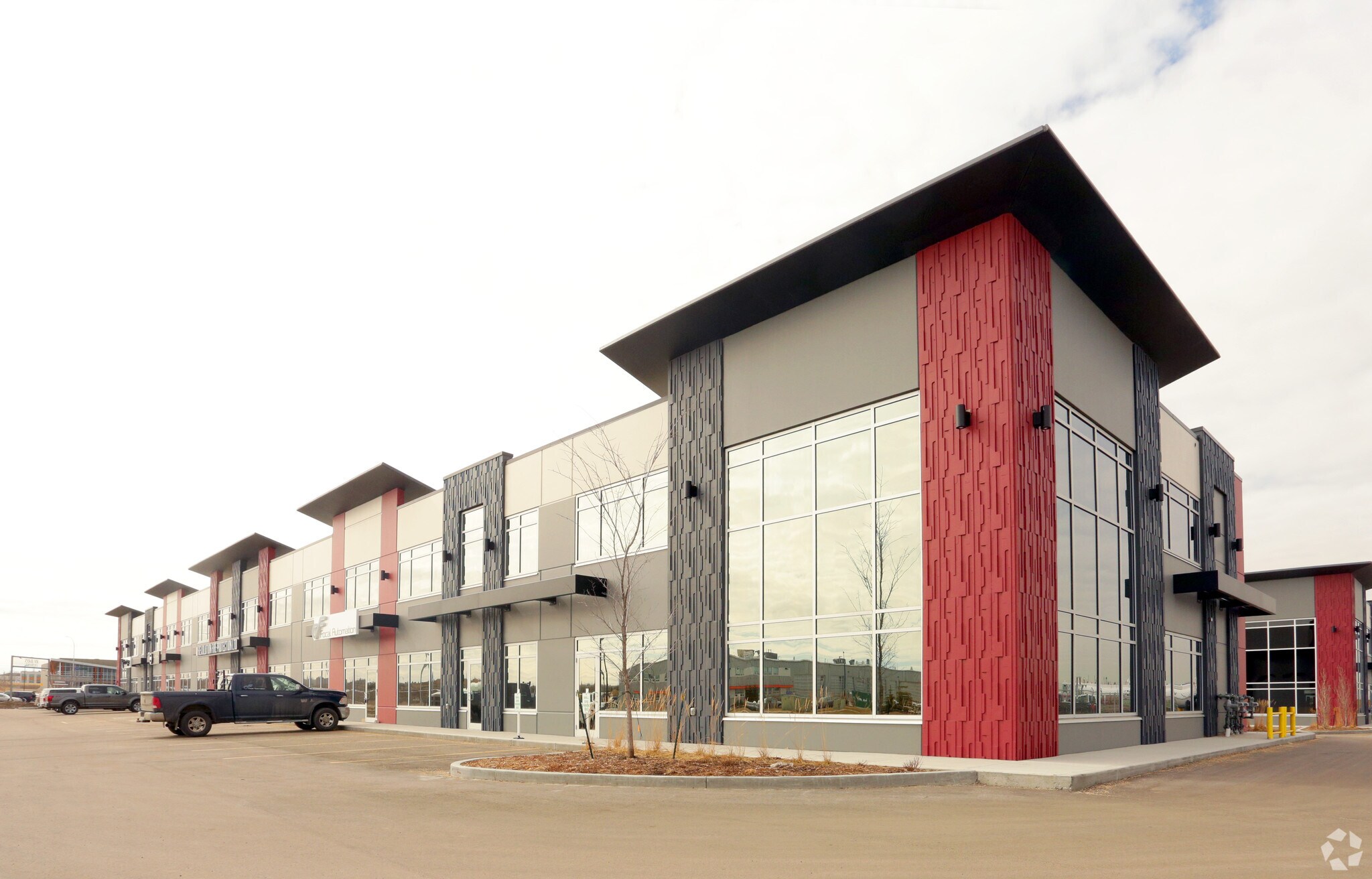 6000 Buckingham Dr, Sherwood Park, AB for sale Primary Photo- Image 1 of 1