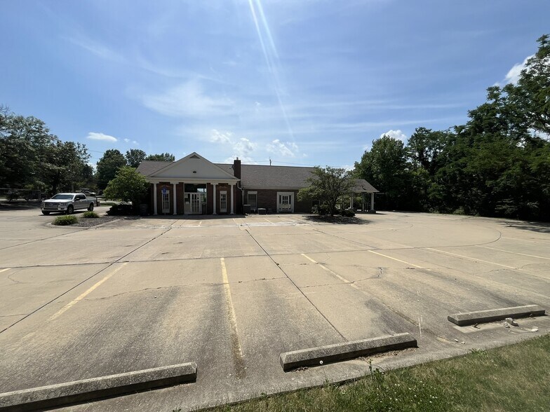 7612 Alexandria Pike, Alexandria, KY for lease - Building Photo - Image 2 of 11