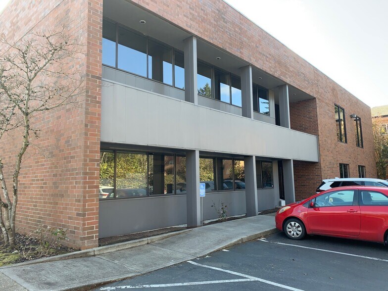 9495 SW Locust St, Portland, OR for lease - Building Photo - Image 1 of 6