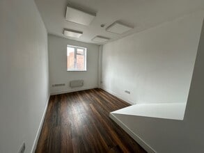 15 Coventry St, Nuneaton for lease Interior Photo- Image 1 of 3