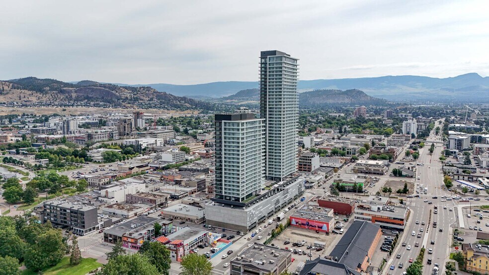 278 Leon Av, Kelowna, BC à louer - Photo du bâtiment - Image 3 de 7