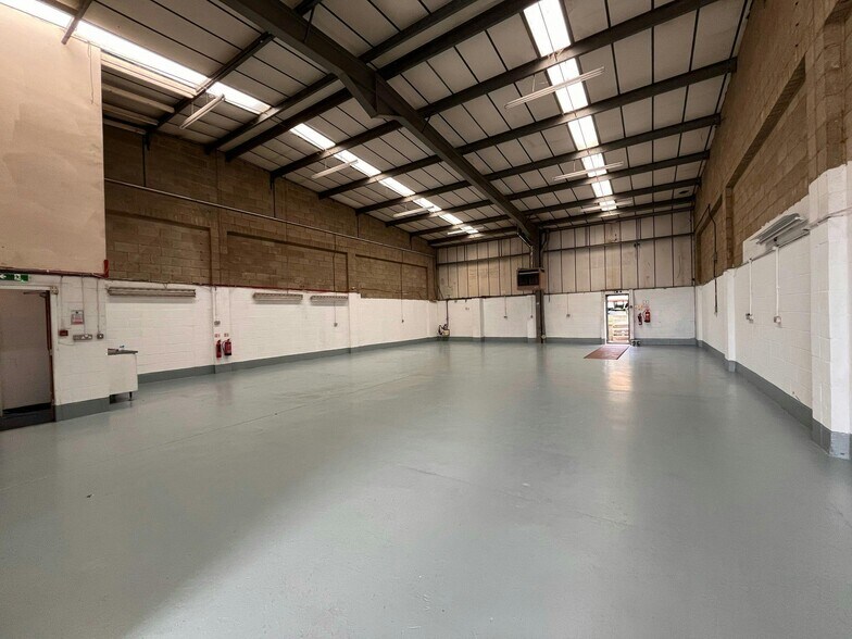 Edison Rd, Aylesbury à louer - Photo intérieure - Image 3 de 12