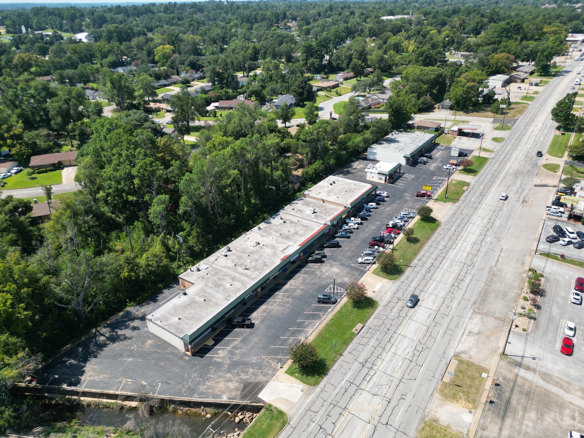 2400-2500 Fifth St, Tyler, TX for lease Building Photo- Image 1 of 11