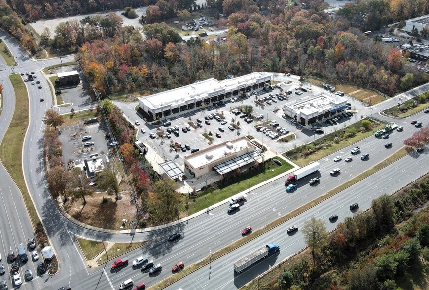 3716 Crain Hwy, Waldorf, MD for lease - Building Photo - Image 2 of 5