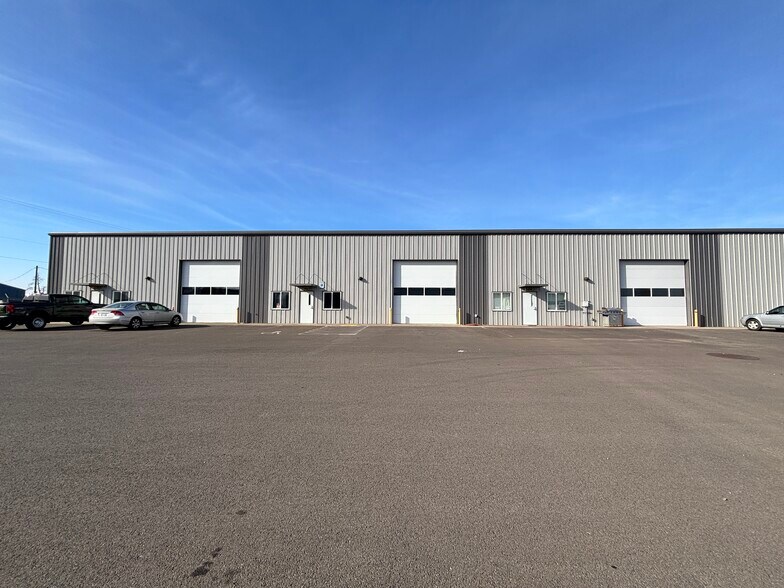 1937 Pacific Ct SE, Stayton, OR à louer - Photo principale - Image 1 de 27