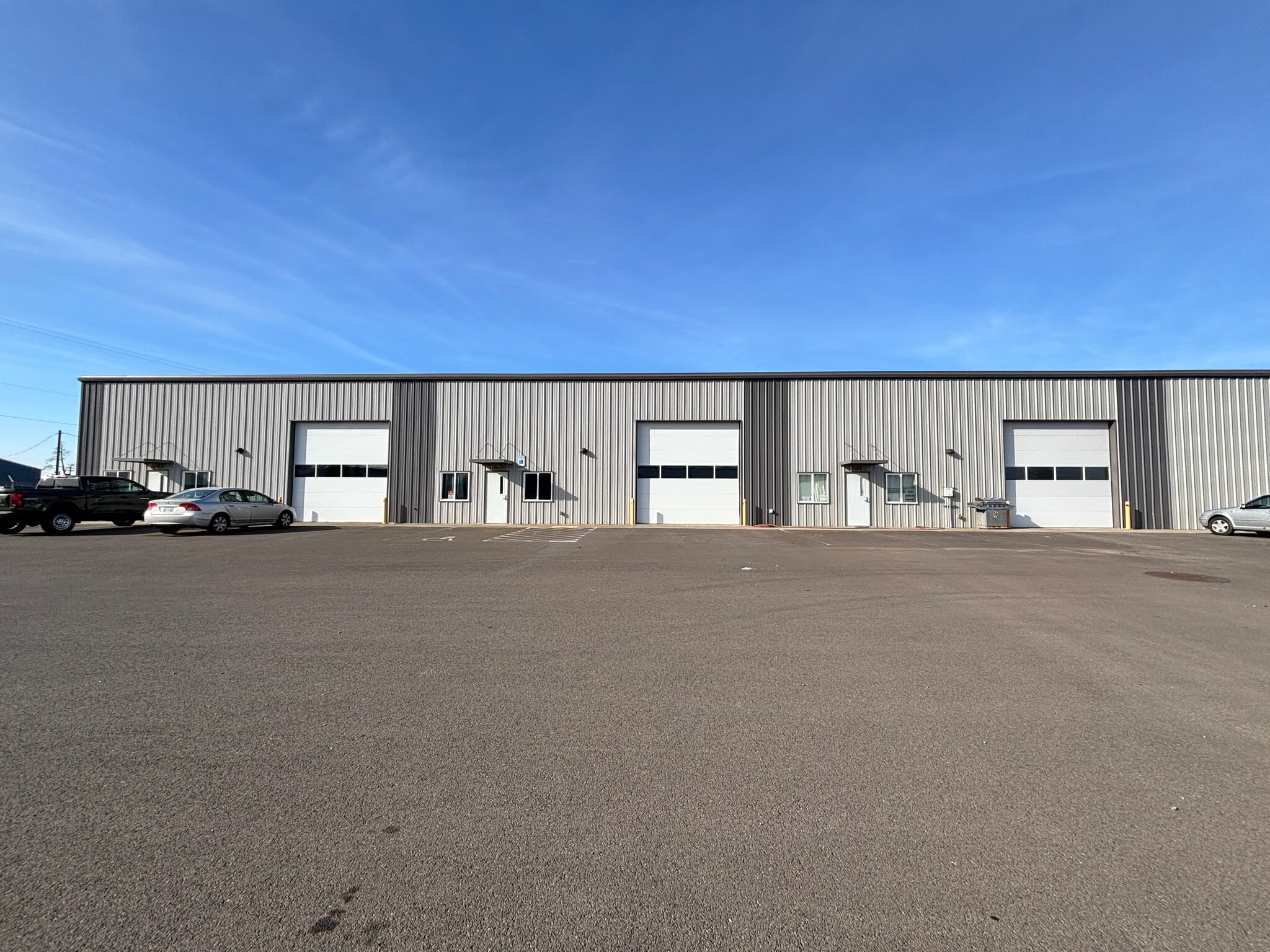 1937 Pacific Ct SE, Stayton, OR for lease Primary Photo- Image 1 of 28