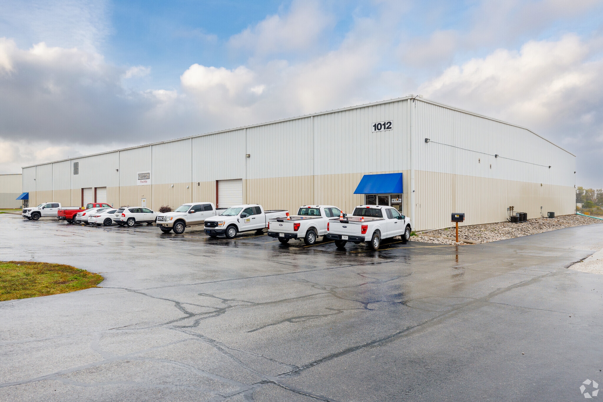 1012 N Farm Road 123, Springfield, MO for lease Primary Photo- Image 1 of 4