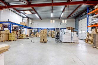 Flex in Chelles for lease - Building Photo - Image 3 of 9