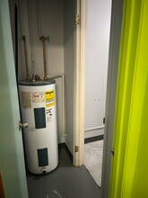 6011-6025 103rd St, Jacksonville, FL for lease Interior Photo- Image 2 of 7